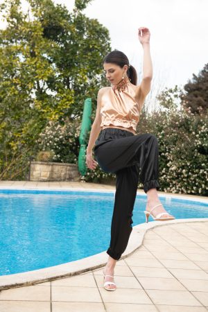 Alternative view of Bej Jennifer Büstiyer