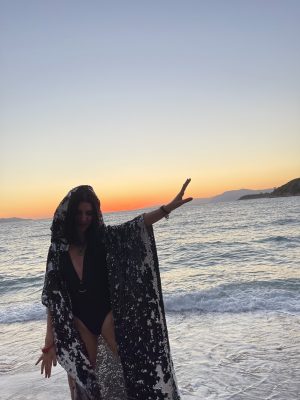 Alternative view of Punch-Payetli Panço